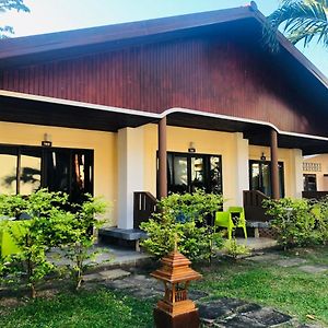 Deluxe Bungalow